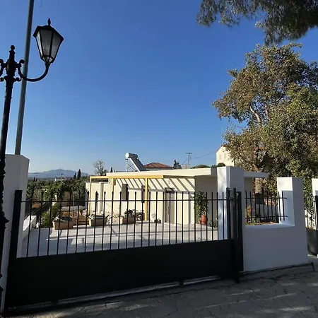 Platanos House - Akritochori Foinikountas *