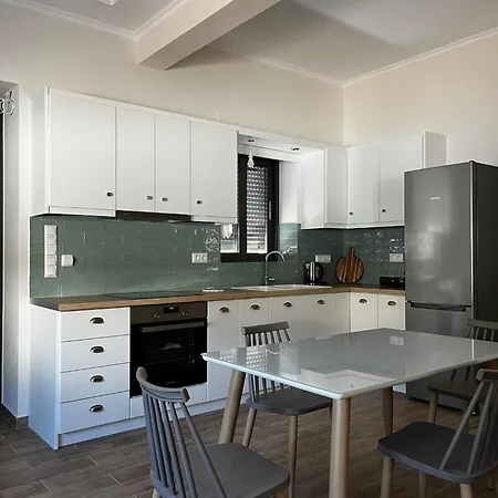 Platanos House - Akritochori Foinikountas *